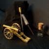 Handcrafted 12-pounder artillery piece — collectible 1:72 scale firing miniature by W.Polah