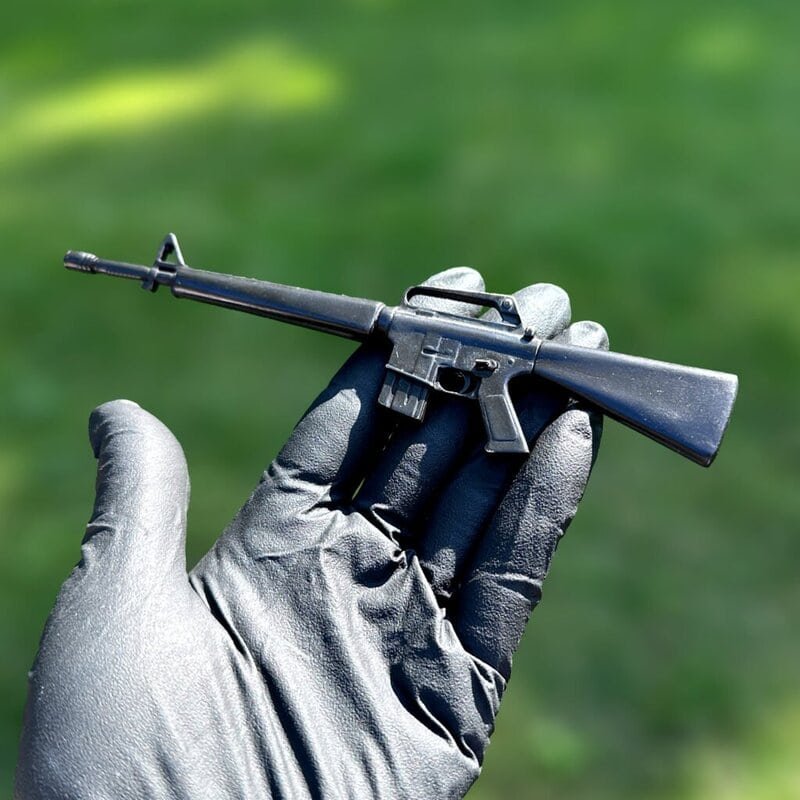 Мініатюрна гвинтівка М16 масштабу 1:6 | Металева масштабна військова модель