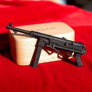 MP40 Submachine Gun (scale 1:6) with active moving parts