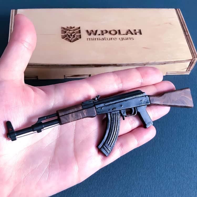 AK-47 Miniature Rifle Wooden Parts Version