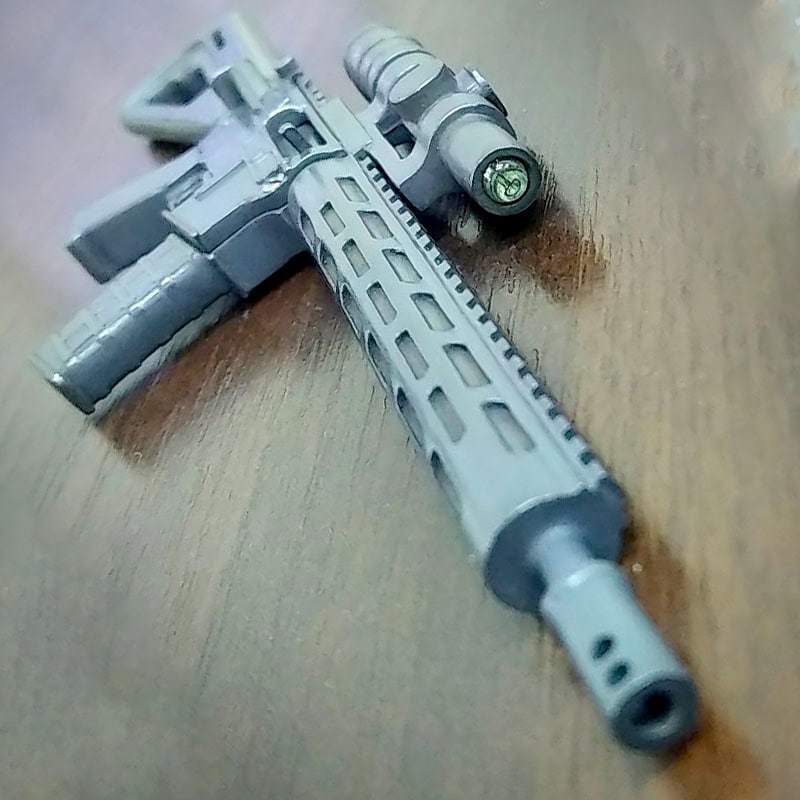 AR-15 Miniature Gun Metal and Real Glass Optics