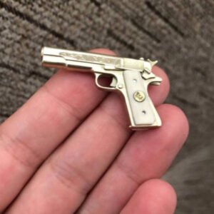 Customized Colt 1911 (scale 1:6) Miniature Pistol (Copy)