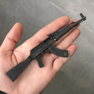 AK-47 Black (scale 1:6) Miniature Rifle