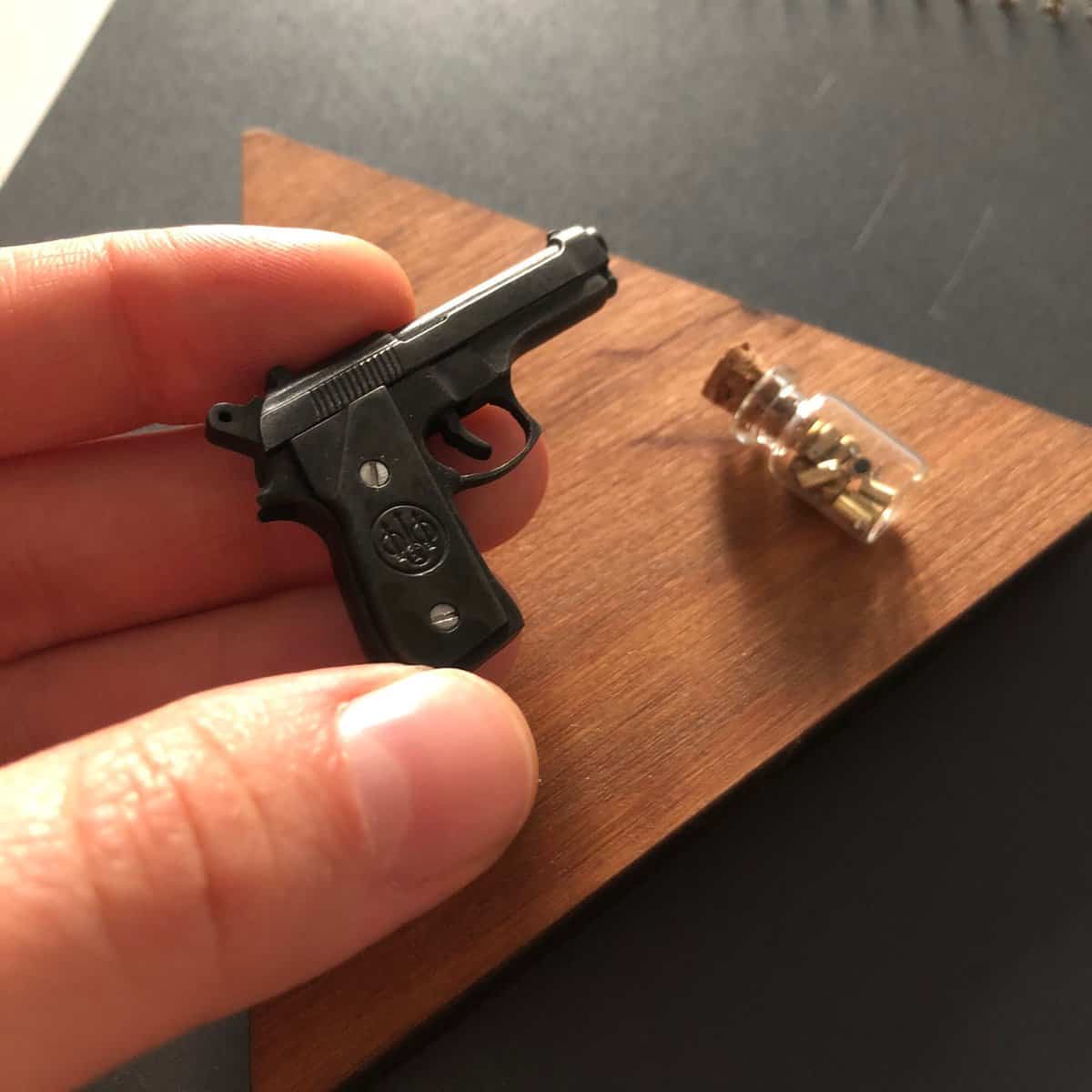 Beretta 92FS Black (scale 1:5) Miniature Pistol