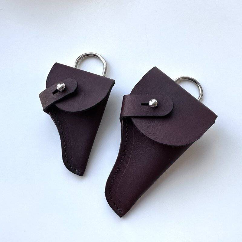 2-2.jpg Large Leather Holster for a Miniature Gun