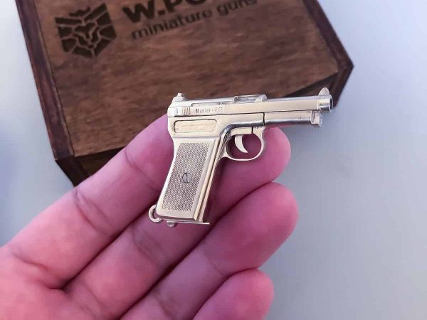 Mauser 7.65 (scale 1:4) Miniature Pistol Keychain