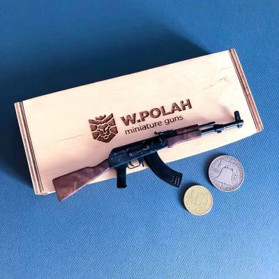 AK-47-miniature-scale-model.jpeg AK-47 (scale 1:6) Miniature Rifle