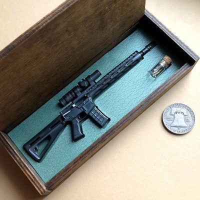 AR-15 (scale 1:6) Miniature Rifle