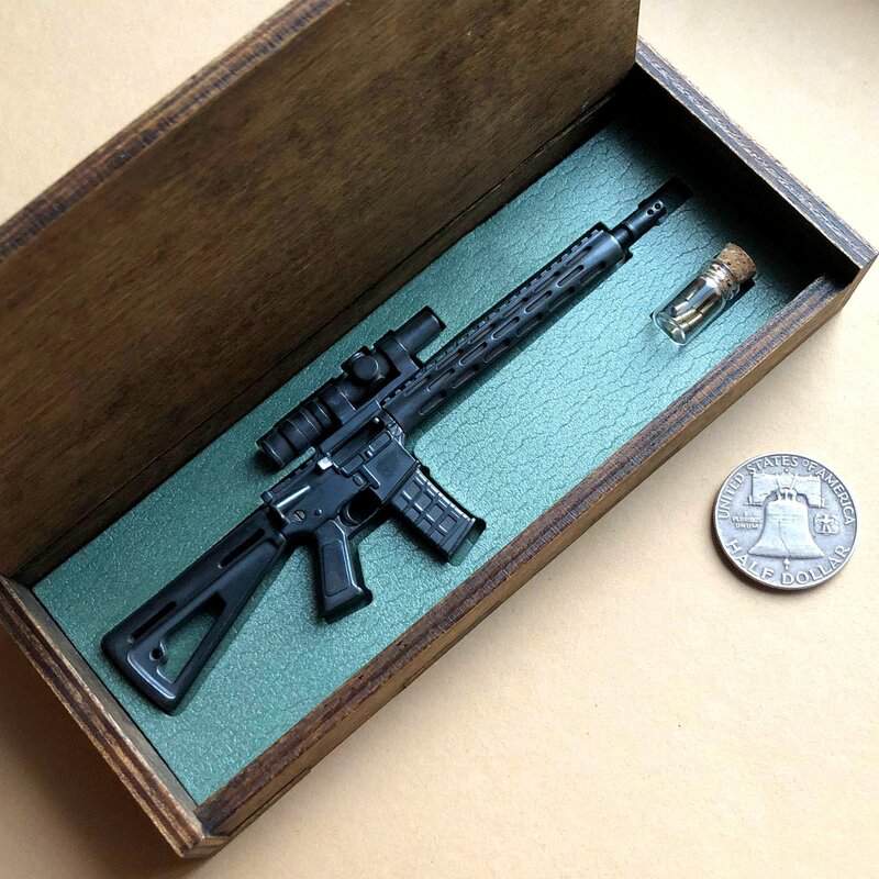 AR-15 (scale 1:6) Miniature Rifle