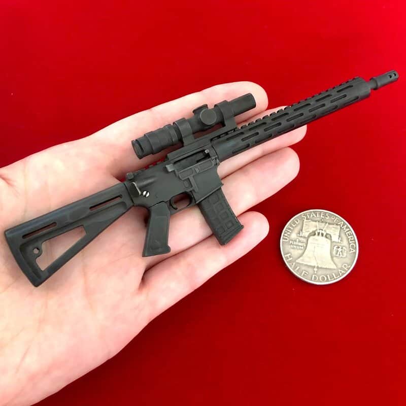 AR-15 (scale 1:6) Miniature Rifle