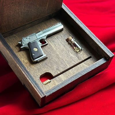 Desert-Eagle-Gun-00-1.jpg Desert Eagle Gun (scale 1:4)