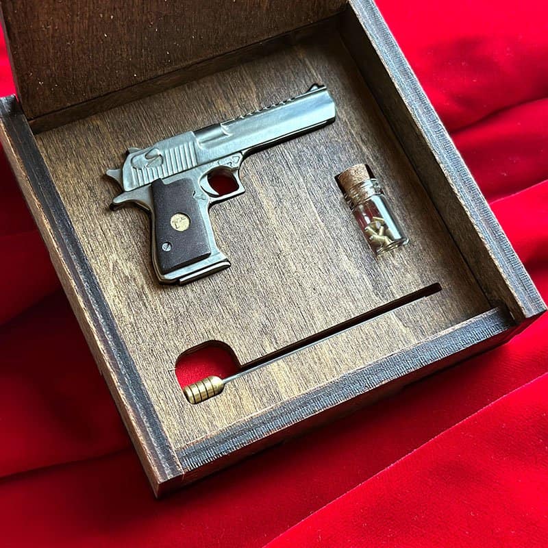 Desert-Eagle-Gun-07-1-1.jpg Desert Eagle Gun (scale 1:4)