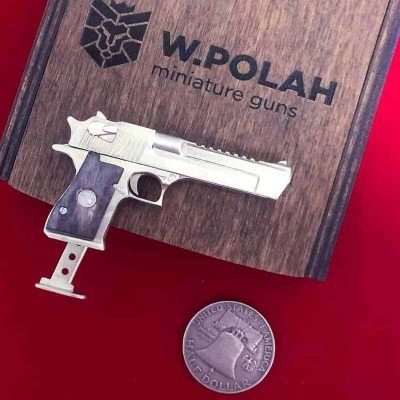 Desert-Eagle-Gun-08-1.jpg Desert Eagle Gun (scale 1:4)