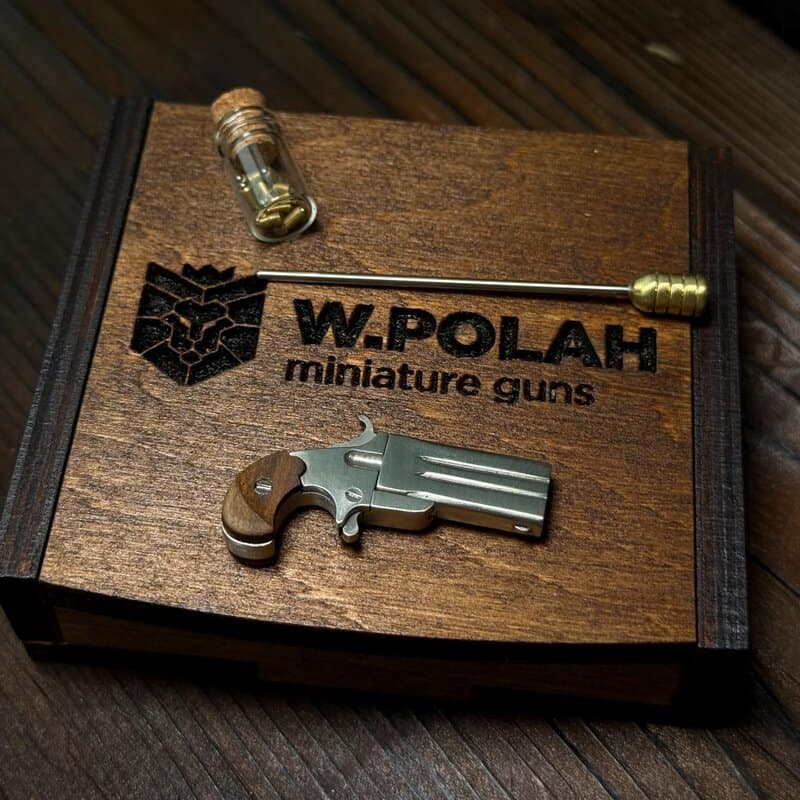 Frank-Wesson-Derringer-Wpolah-06.jpg Frank Wesson Derringer