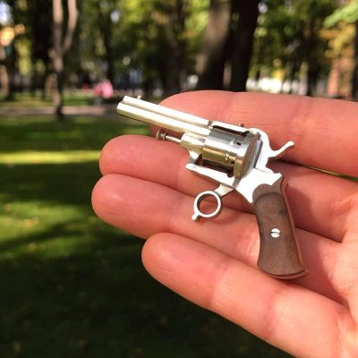 Lefaucheux-Revolver-scaled-e1774033282764.jpg Lefaucheux Revolver (scale 1:4)