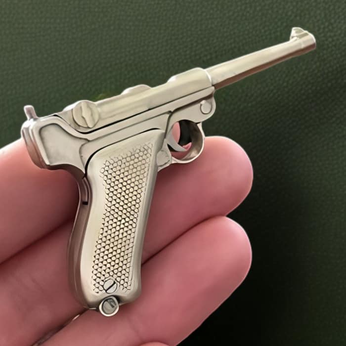 Luger (scale 1:4) Miniature Pistol Key Chain