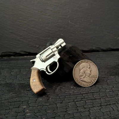 Smith-Wesson-Model-12-Revolver-02.jpg Smith & Wesson Model 12 Revolver (scale 1:3)