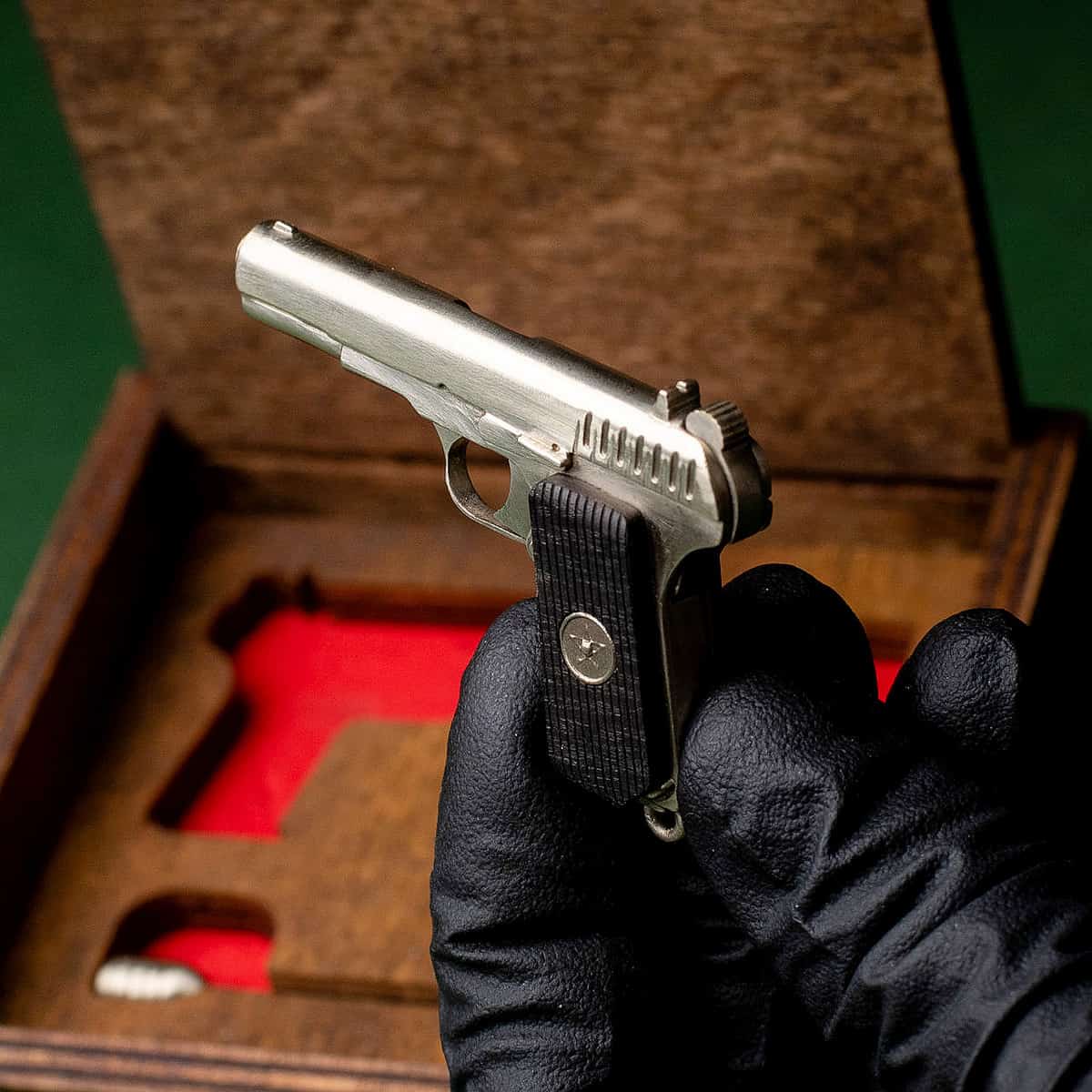 TT-2mm-pinfire-pistol-04.jpg TT pistol (scale 1:4) Miniature Pistol Keychain
