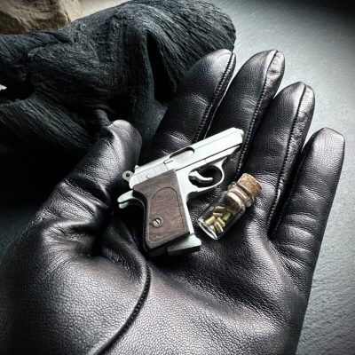 Walther PPK (scale 1:3) Miniature Pistol