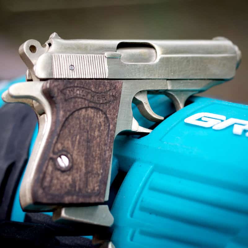 Walther PPK (scale 1:3) Miniature Pistol