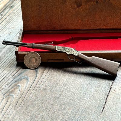 Winchester-Rifle-11.jpg Winchester (scale 1:6) Miniature Rifle