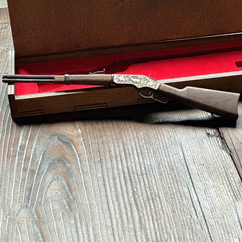 Winchester-Rifle-15.jpg Winchester (scale 1:6) Miniature Rifle