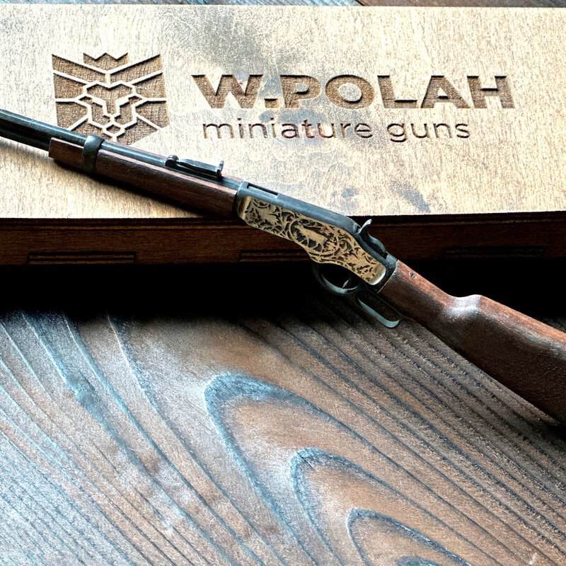 Winchester-Rifle-17.jpg Winchester (scale 1:6) Miniature Rifle