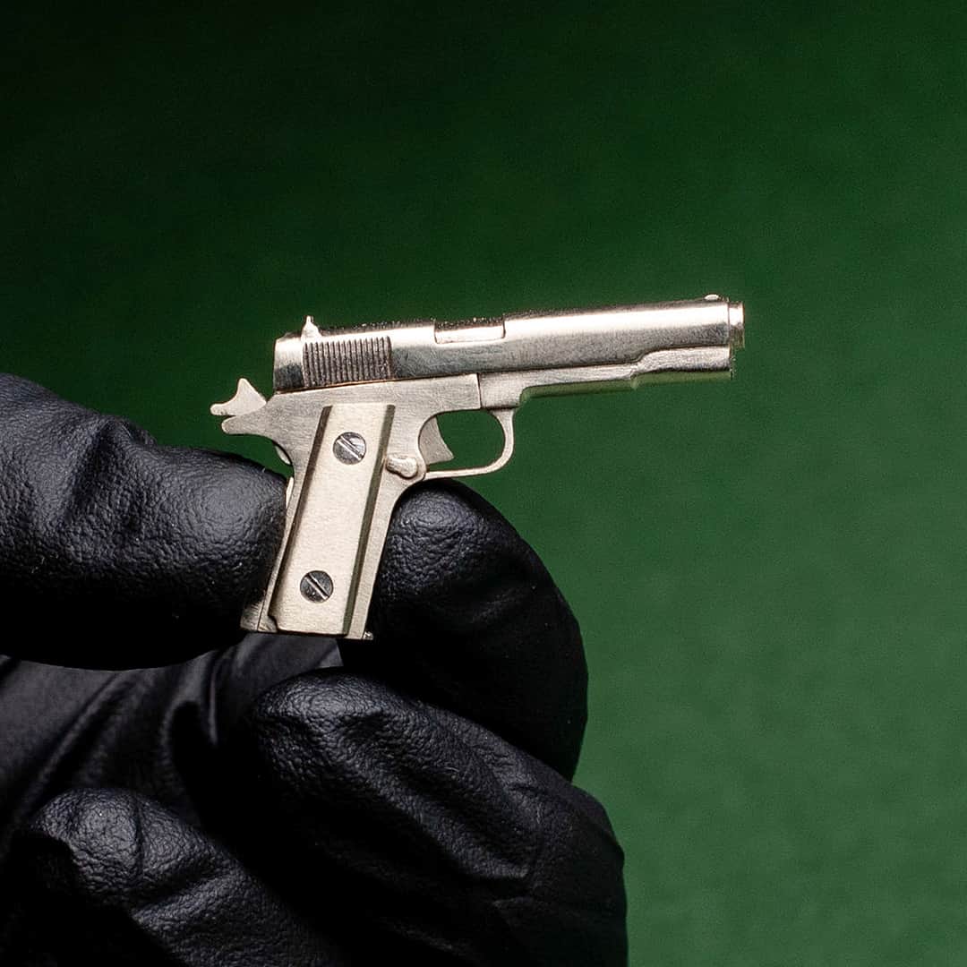 Colt 1911 (scale 1:6) Miniature Pistol