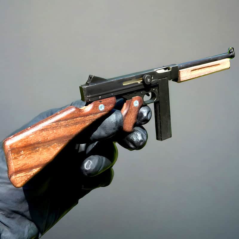Thompson Submachine Gun (scale 1:5)